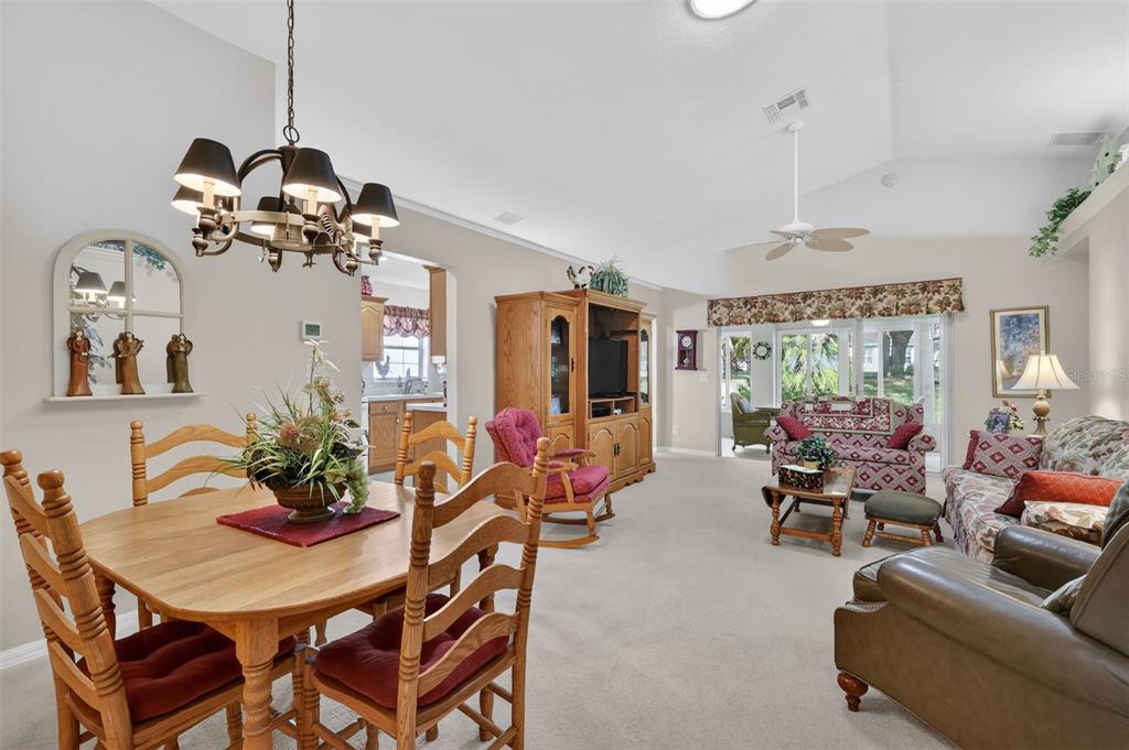 17532 Southeast 119th Circle Summerfield, FL 34491 - Photo 5 of 30