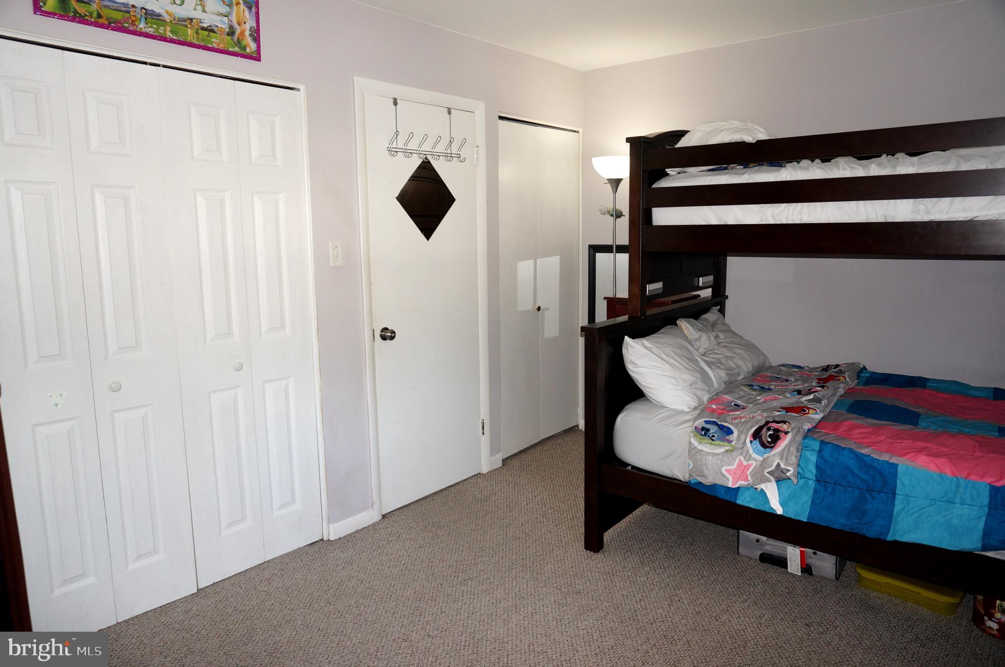 530 Mountain View Road Middletown, PA 17057 - Photo 33 of 39 2 Closets in This Bedroom