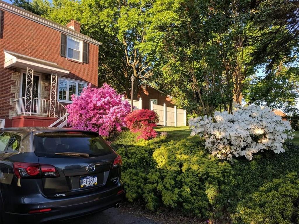 1140 Hazlett Road Pittsburgh, PA 15237 - Photo 25 of 25 Bright colored landscape