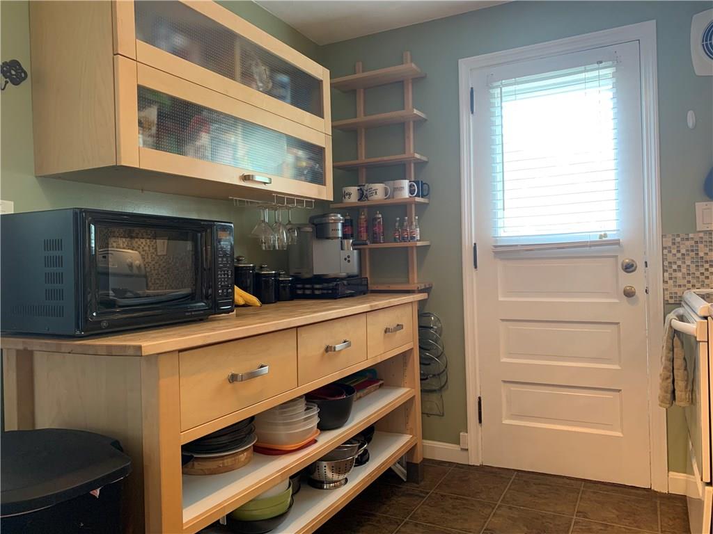 1140 Hazlett Road Pittsburgh, PA 15237 - Photo 10 of 25 Stainless trio refrigerator included