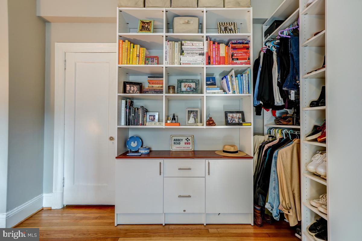 1101 L Street Northwest, Unit 102 Washington, DC 20005 - Photo 29 of 38 Bookcases convey with transferable warranty