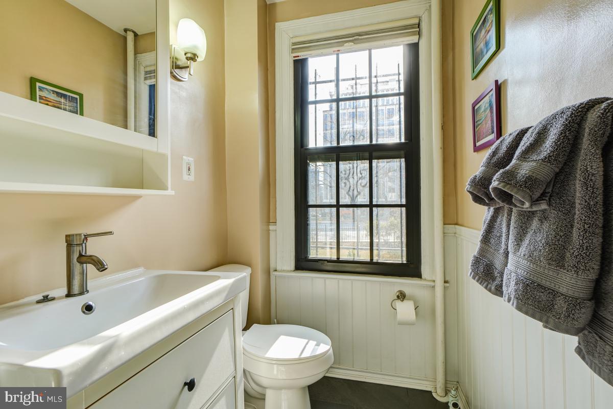 1101 L Street Northwest, Unit 102 Washington, DC 20005 - Photo 32 of 38 Fabulous all-new bathroom