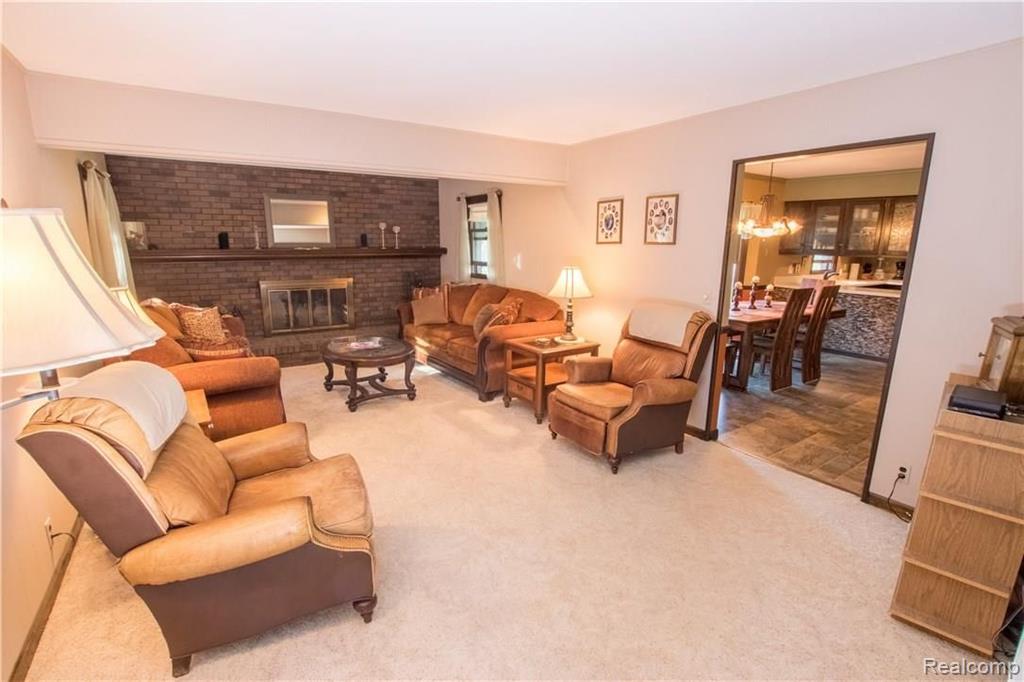 2772 West Tienken Road Rochester Hills, MI 48306 - Photo 13 of 22