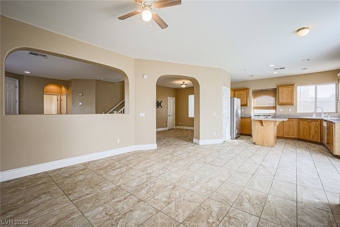 209 Short Ruff Way Las Vegas, NV 89148 - Photo 11 of 44 Gallery Image 11