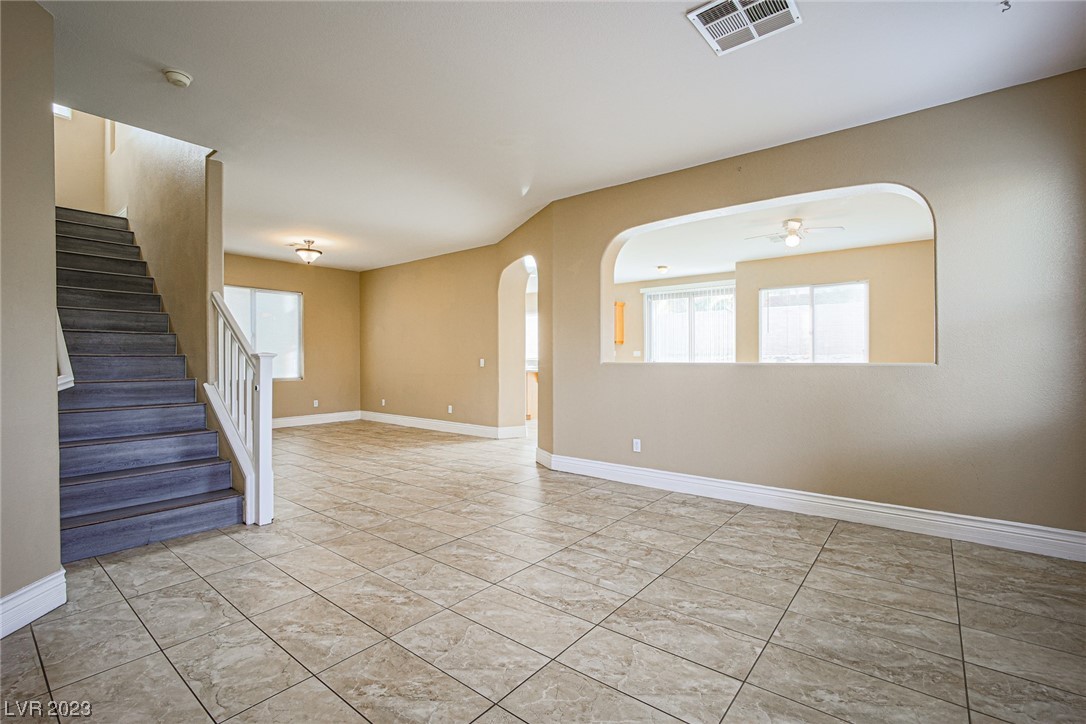 209 Short Ruff Way Las Vegas, NV 89148 - Photo 5 of 44 Gallery Image 5
