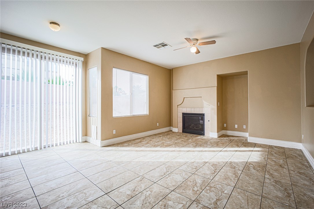 209 Short Ruff Way Las Vegas, NV 89148 - Photo 9 of 44 Gallery Image 9
