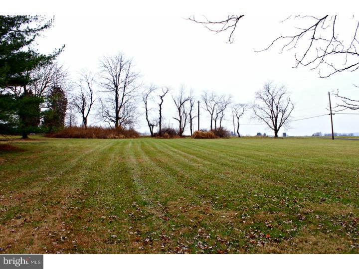 63 Schott Road Perkasie, PA 18944 - Photo 24 of 25 Side Yard