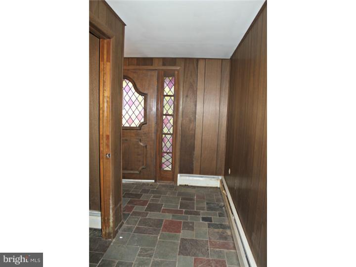 63 Schott Road Perkasie, PA 18944 - Photo 10 of 25 Foyer