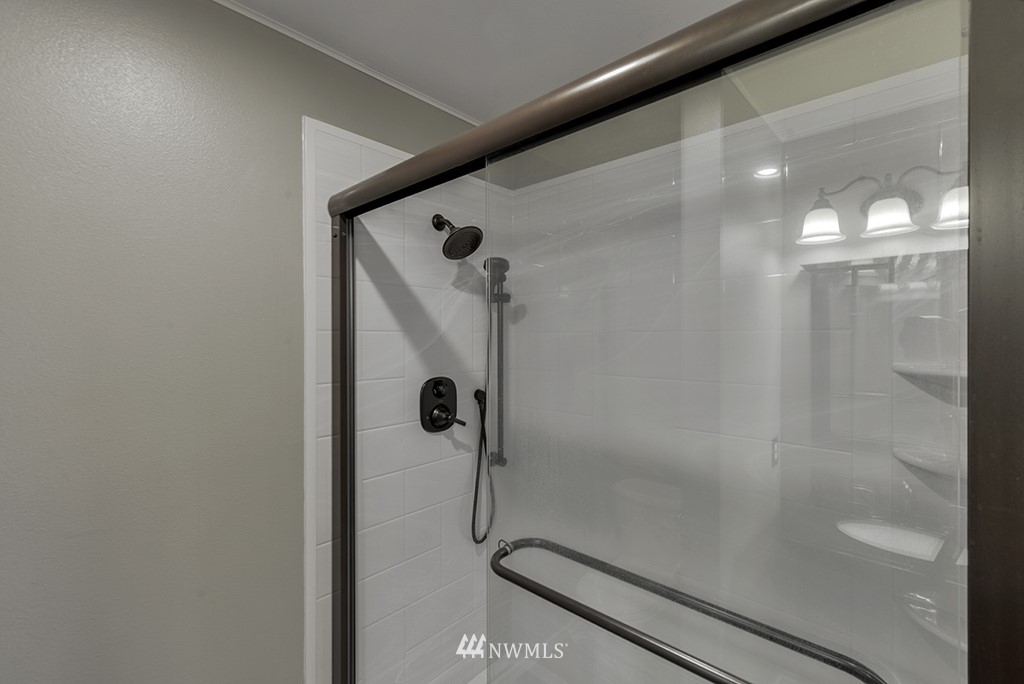 4808 Northeast Sunset Boulevard, Unit G102 Renton, WA 98059 - Photo 17 of 25 Gallery Image 17