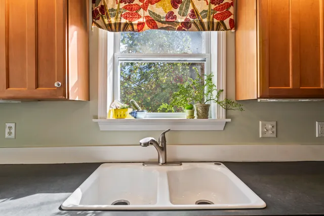 $539,900 | 24 Spillanes Hill, South Berwick, ME 03908