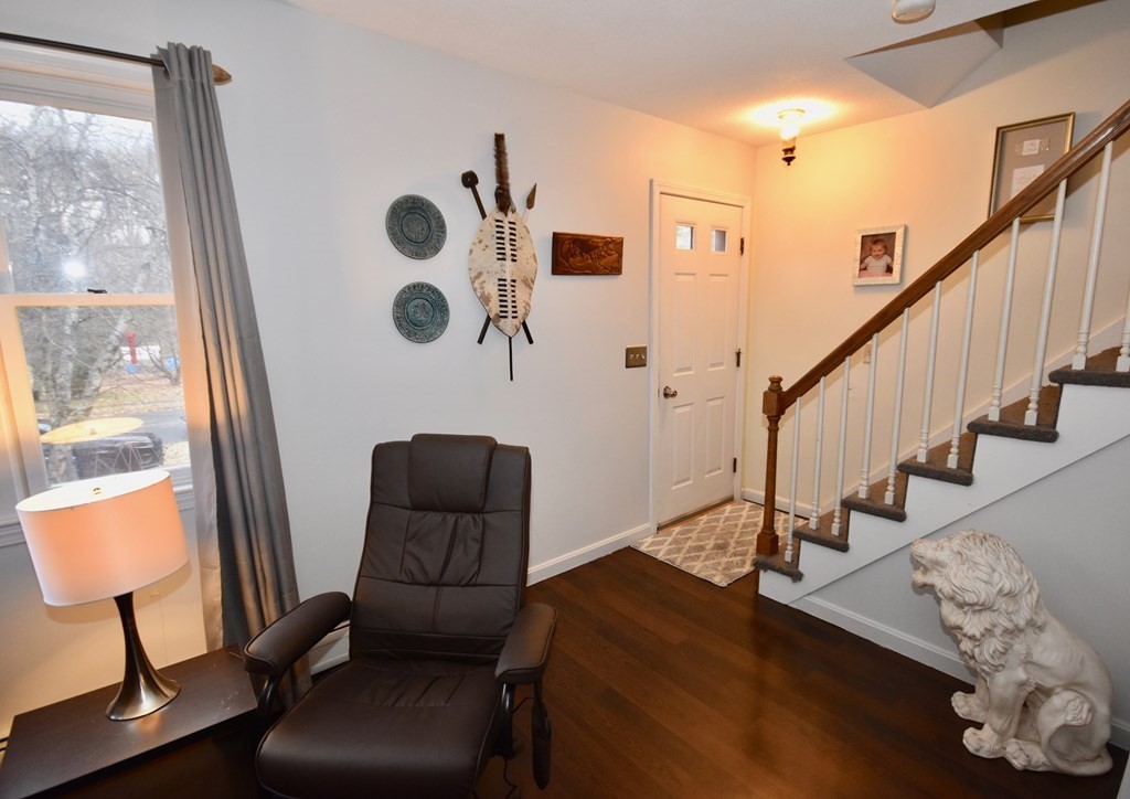 137 Logtown Road Amherst, MA 01002 - Photo 2 of 21 Gallery Image 2