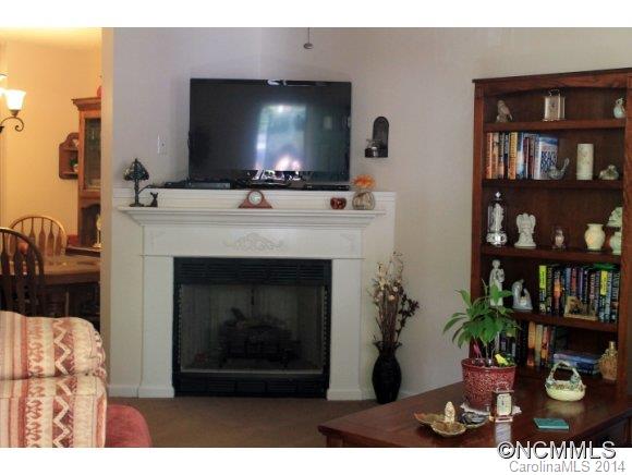 40 A Queen Road Candler, NC 28715 - Photo 4 of 12 Gallery Image 4