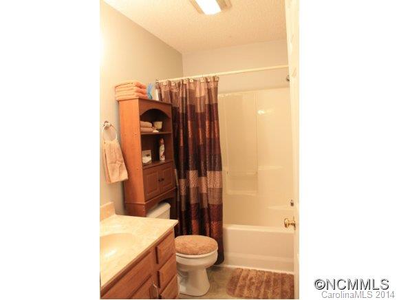 40 A Queen Road Candler, NC 28715 - Photo 7 of 12 Gallery Image 7