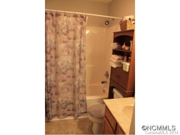 40 A Queen Road Candler, NC 28715 - Photo 9 of 12 Gallery Image 9