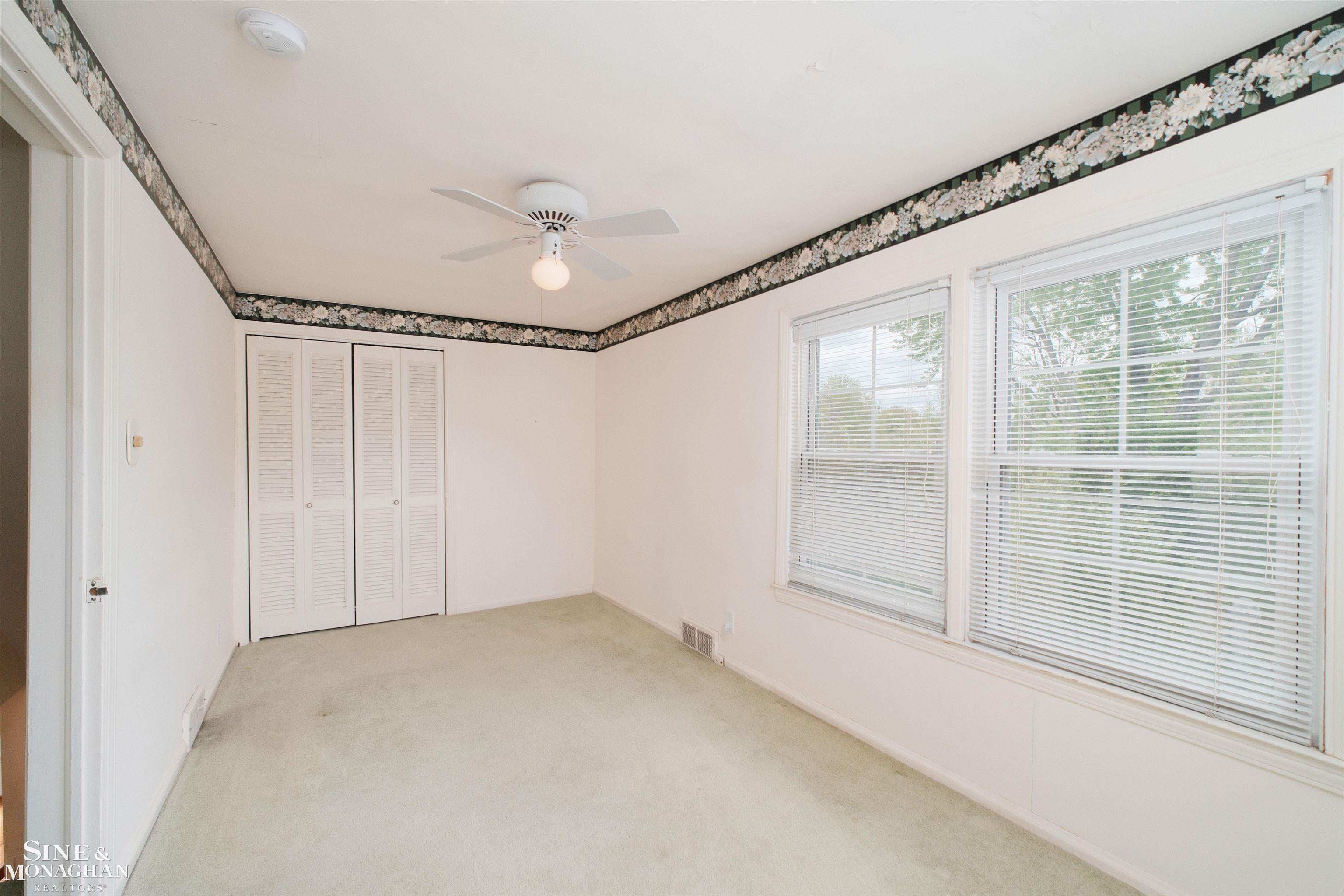 1726 Hawthorne Road Grosse Pointe Woods, MI 48236 - Photo 19 of 44
