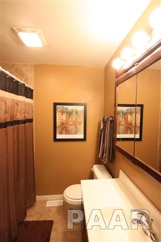8100 North Radnor Road Peoria, IL 61615 - Photo 21 of 36 Gallery Image 21
