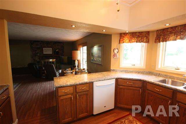 8100 North Radnor Road Peoria, IL 61615 - Photo 9 of 36 Gallery Image 9