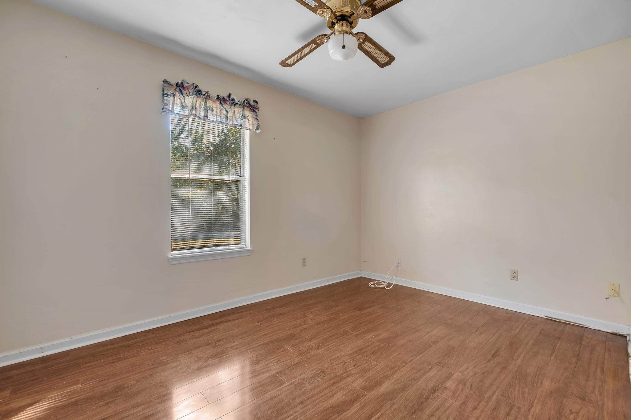 3112 Oscar Harvey Road Tallahassee, FL 32310 - Photo 2 of 20