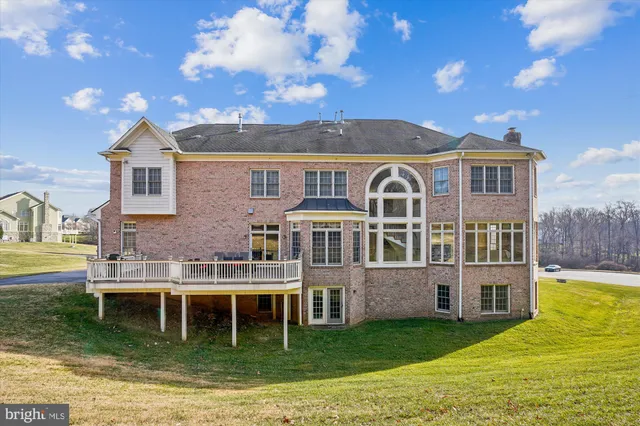 $2,499,900 | 11046 Heathland Drive, Oakton, VA 22124