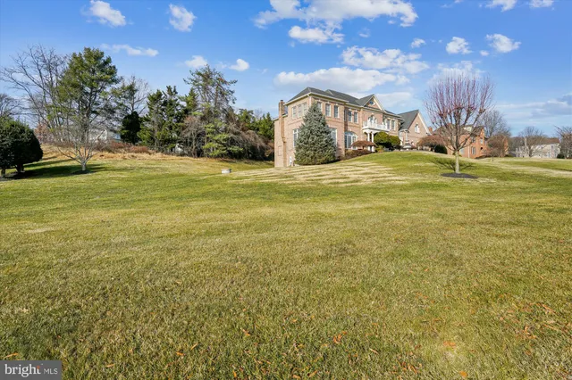 $2,499,900 | 11046 Heathland Drive, Oakton, VA 22124