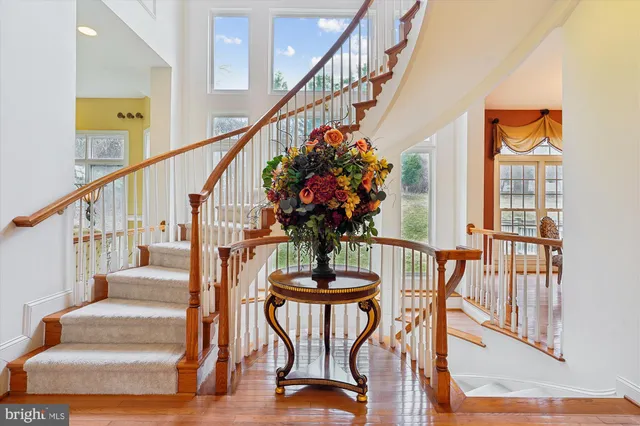 $2,499,900 | 11046 Heathland Drive, Oakton, VA 22124