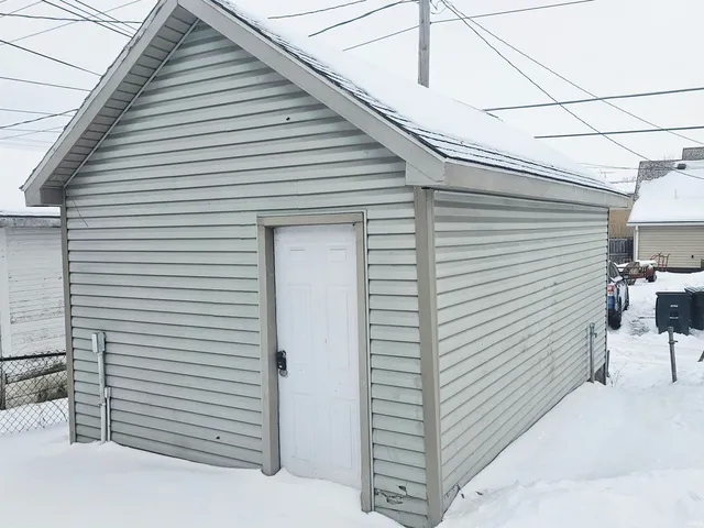 $135,000 | 1508 East Main Street, Muncie, IN 47305