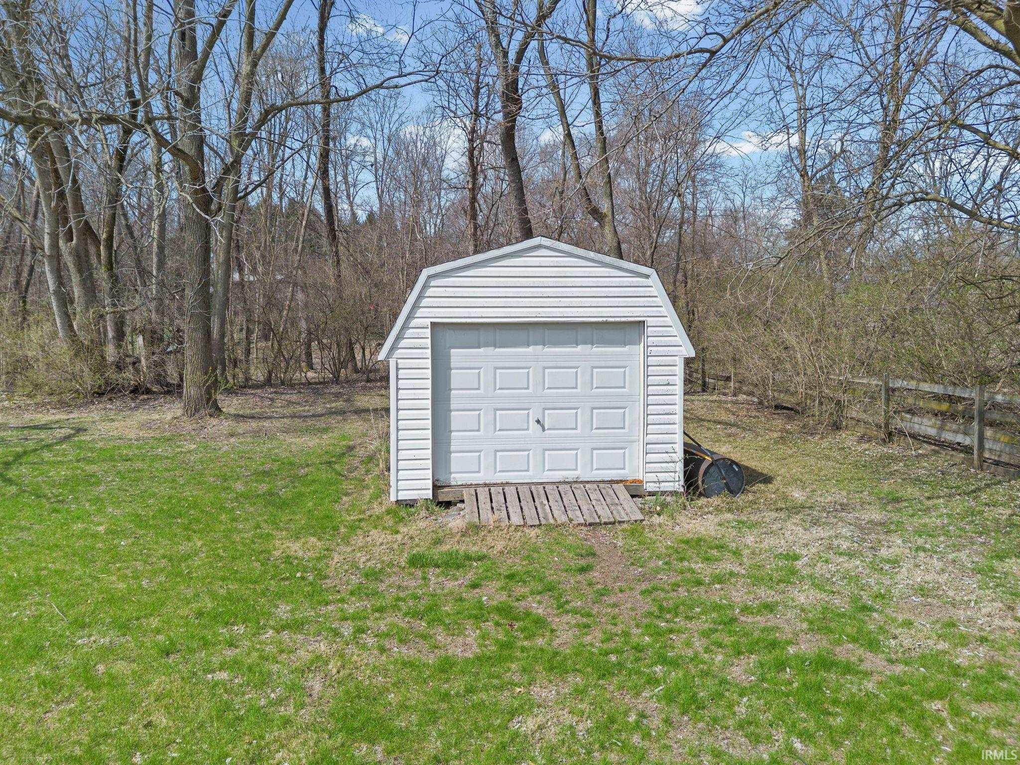 7627 Adams Road Lafayette, IN 47905 - Photo 33 of 36