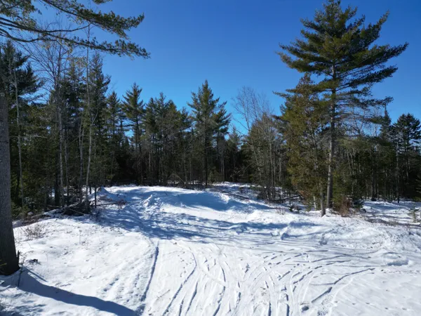 $135,000 | 4 Morgan Road, Burnham, ME 04922