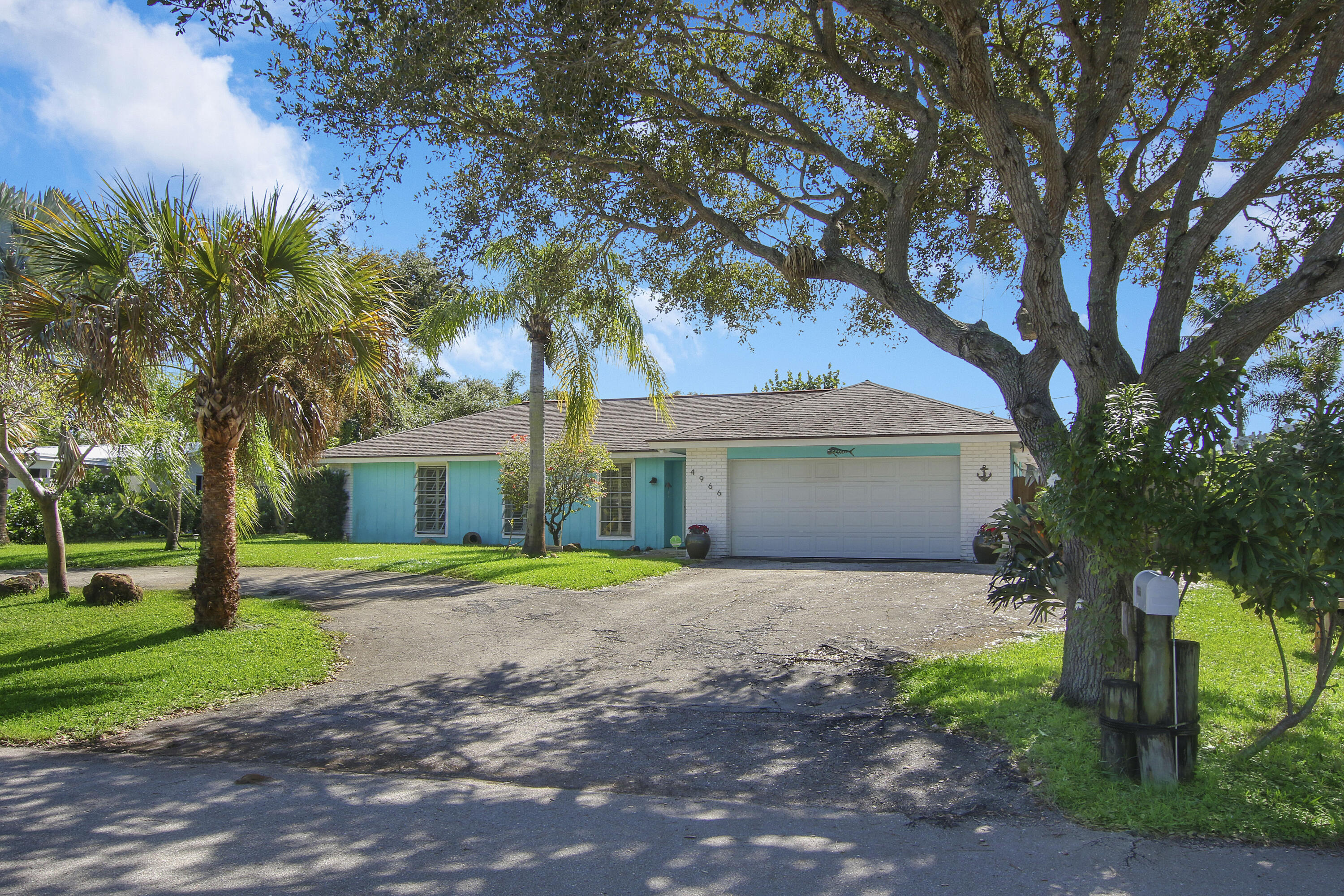 4966 Bimini Road Tequesta, FL 33469 - Photo 1 of 2 Front