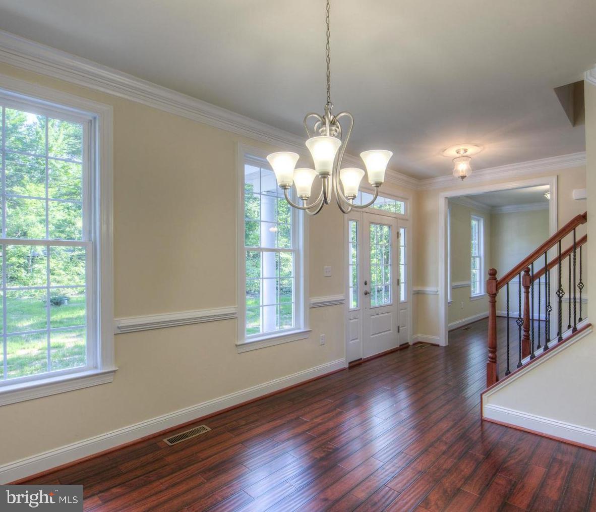 140 Eley Road Fredericksburg, VA 22406 - Photo 8 of 33 Gallery Image 8