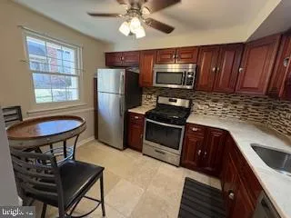 $260,000 | 1005 Valley Glen Road, Unit 237, Elkins Park, PA 19027