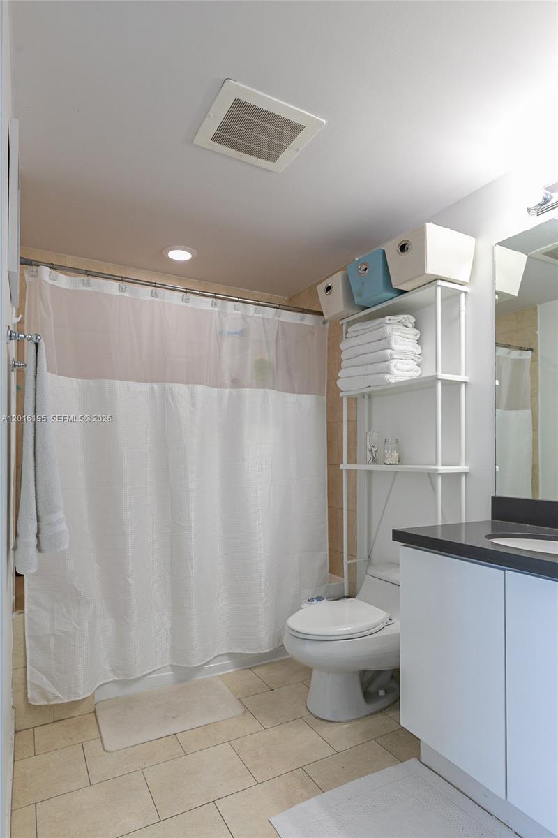 90 Southwest 3rd Street, Unit 1611 Miami, FL 33130 - Photo 12 of 44