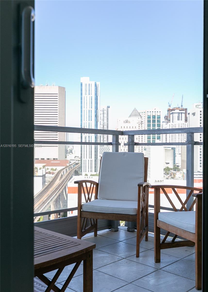 90 Southwest 3rd Street, Unit 1611 Miami, FL 33130 - Photo 15 of 44
