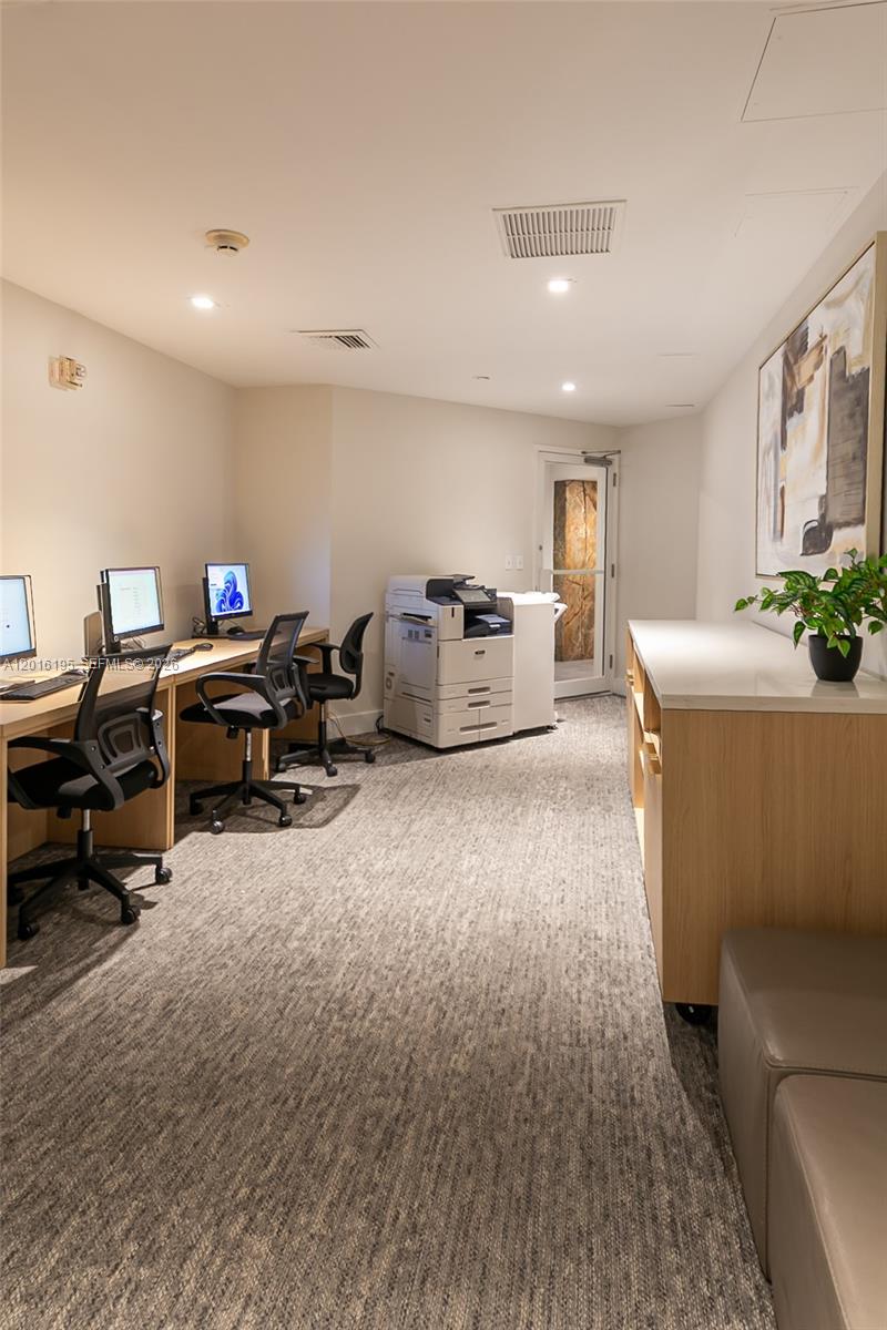 90 Southwest 3rd Street, Unit 1611 Miami, FL 33130 - Photo 42 of 44