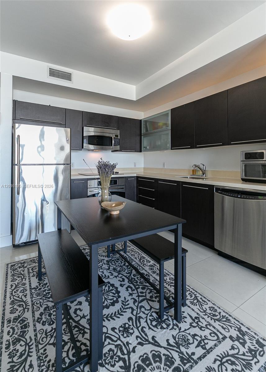 90 Southwest 3rd Street, Unit 1611 Miami, FL 33130 - Photo 10 of 44