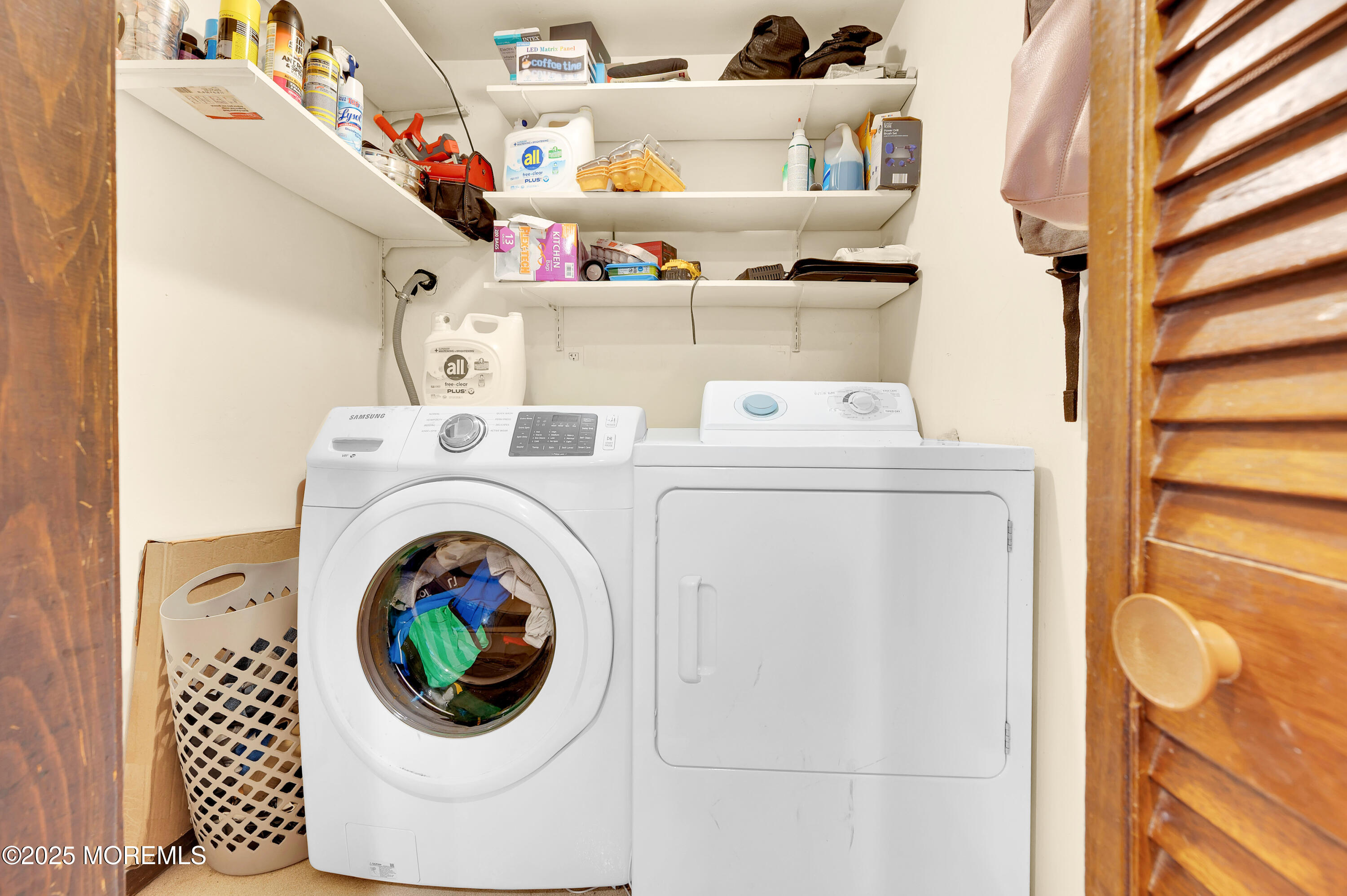 215 Kettle Creek Road Toms River, NJ 08753 - Photo 16 of 45 Back Laundry