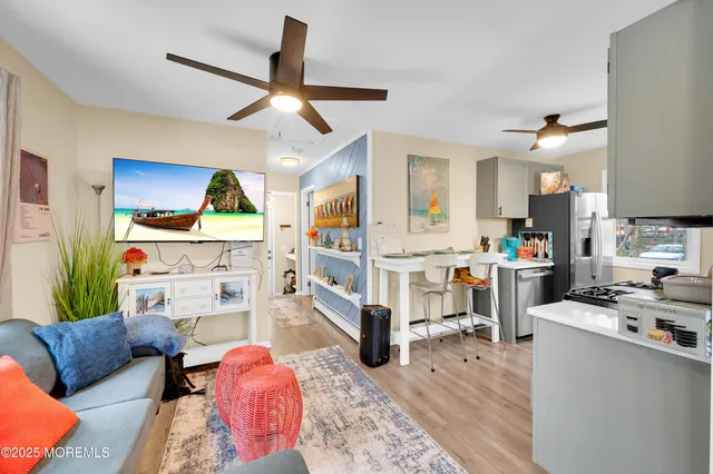 $775,000 | 215 Kettle Creek Road, Toms River, NJ 08753