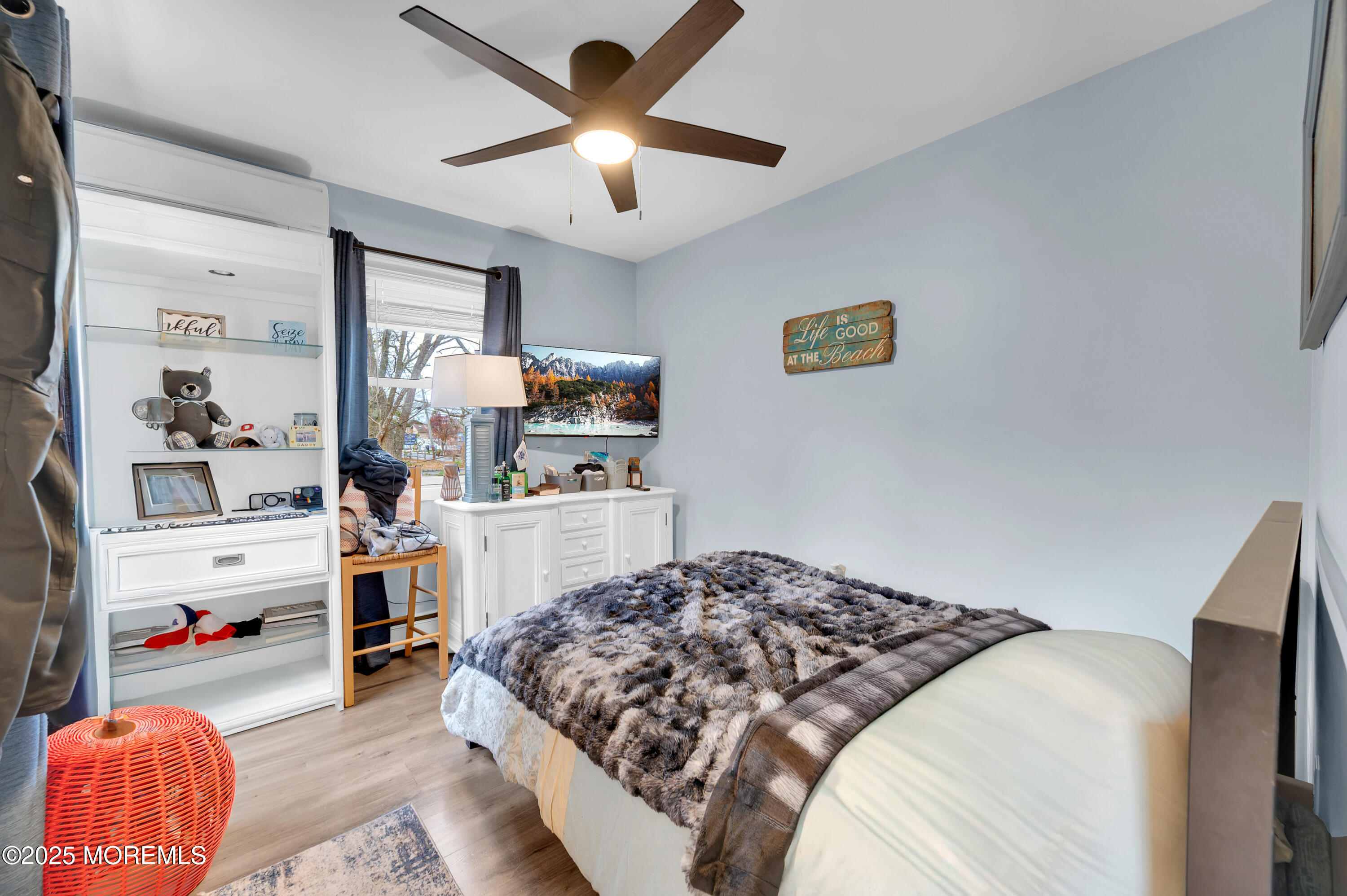 215 Kettle Creek Road Toms River, NJ 08753 - Photo 28 of 45 Front Bed 1