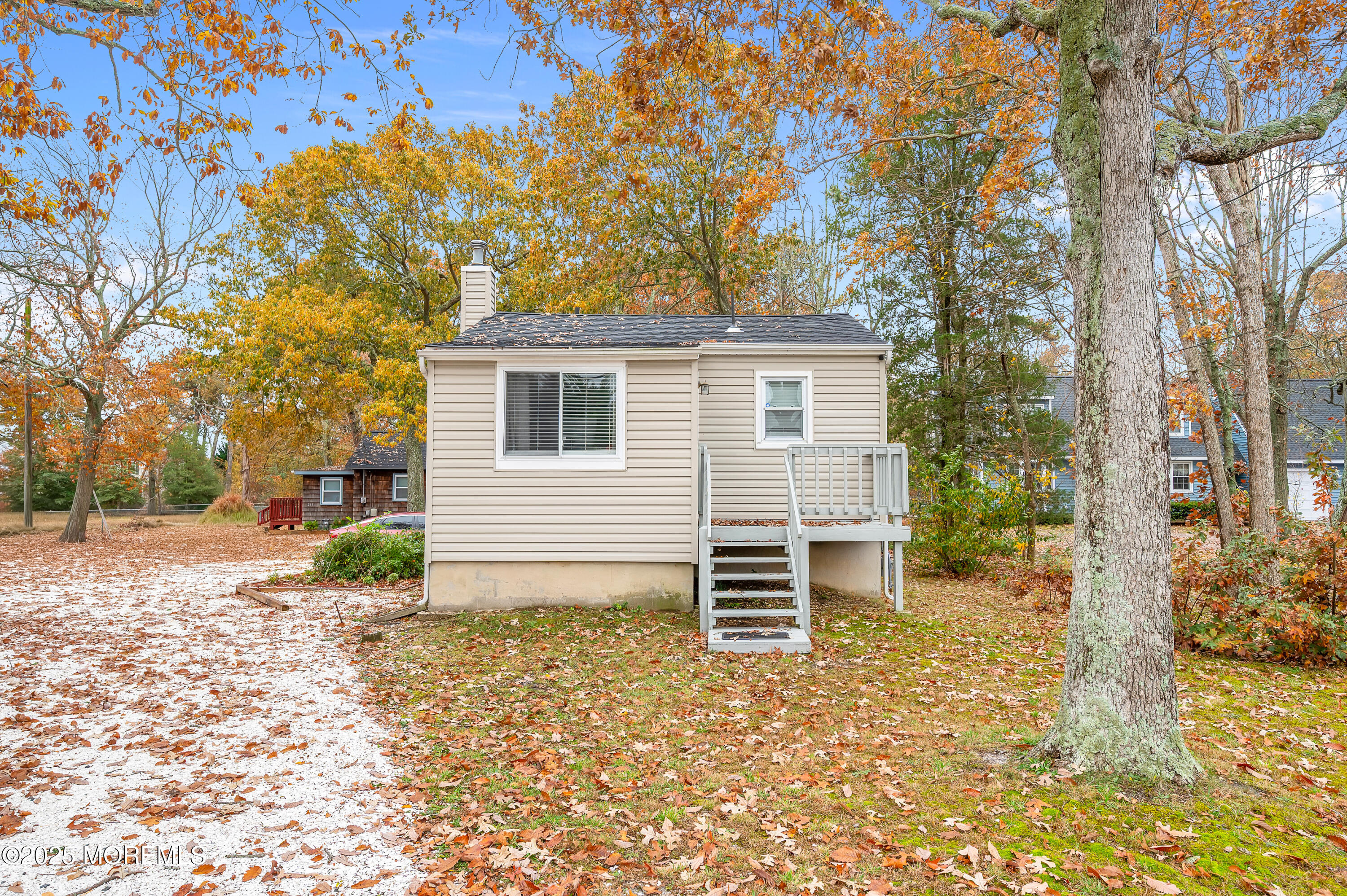 215 Kettle Creek Road Toms River, NJ 08753 - Photo 3 of 45 211 Front 1