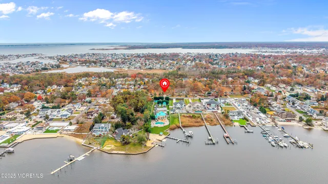 $775,000 | 215 Kettle Creek Road, Toms River, NJ 08753