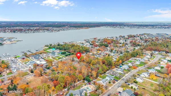 $775,000 | 215 Kettle Creek Road, Toms River, NJ 08753
