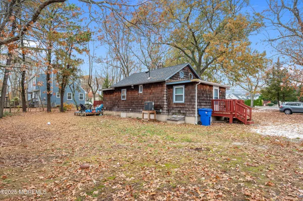 $775,000 | 215 Kettle Creek Road, Toms River, NJ 08753