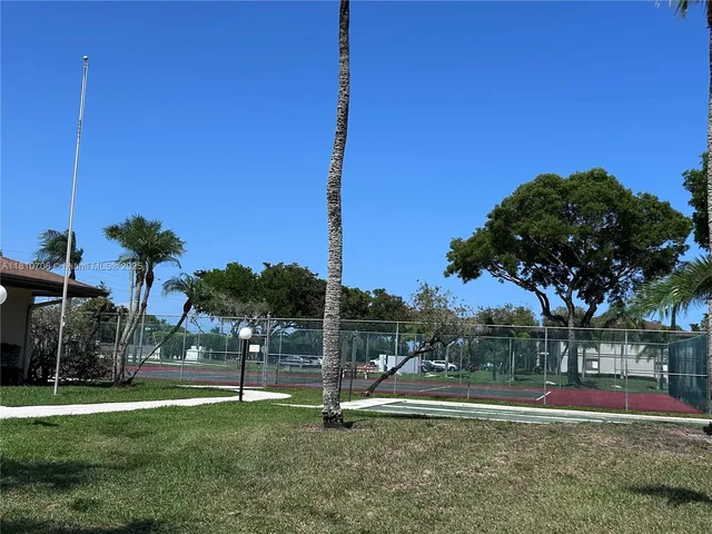 $200,000 | 9577 West McNab Road, Unit 110, Tamarac, FL 33321