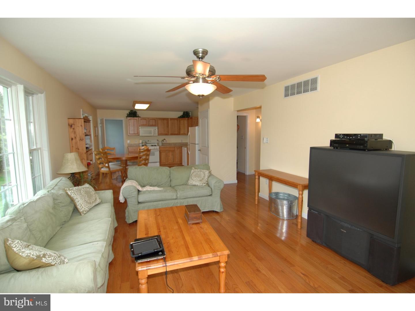41 Chest-Georgetown Road Columbus, NJ 08022 - Photo 22 of 25 In-law Suite