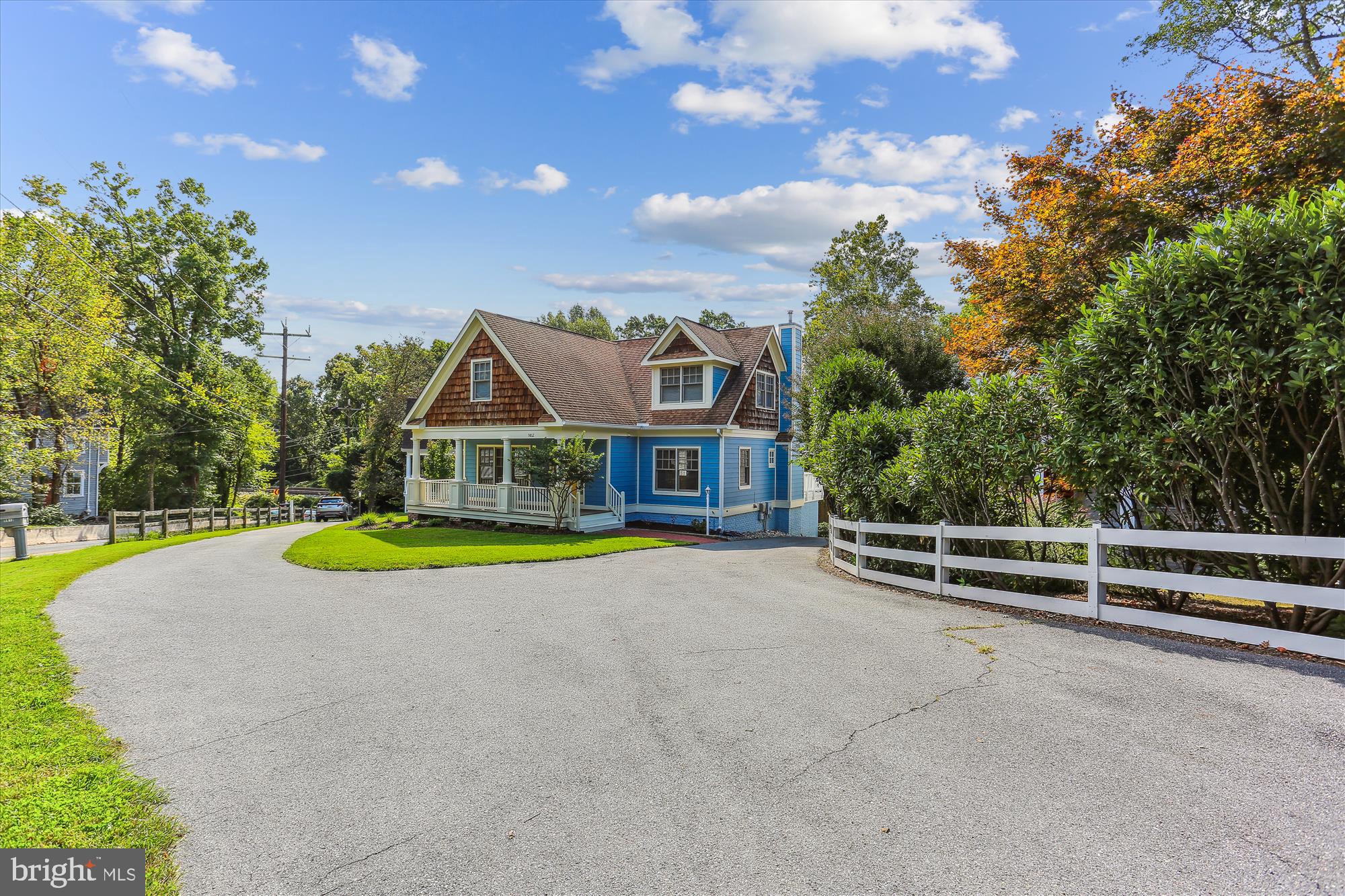 9812 Capitol View Avenue Silver Spring, MD 20910 - Photo 3 of 82 Gallery Image 3