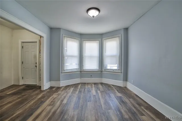 $249,000 | 641 Woodlawn Avenue, Unit 5D, Buffalo, NY 14211