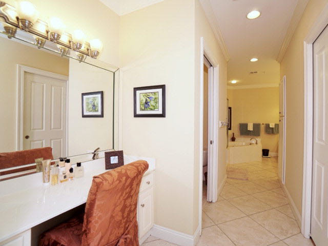 28250 Canal Road, Unit 604 Orange Beach, AL 36561 - Photo 25 of 33 Master Bath
