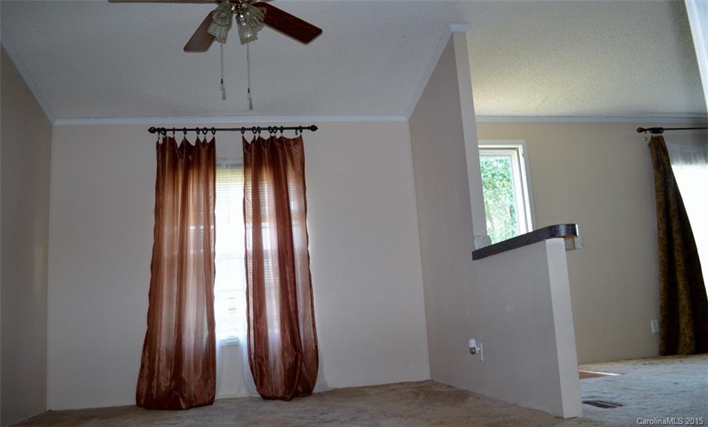 35 Falcon Lane Hiddenite, NC 28636 - Photo 6 of 20 Gallery Image 6