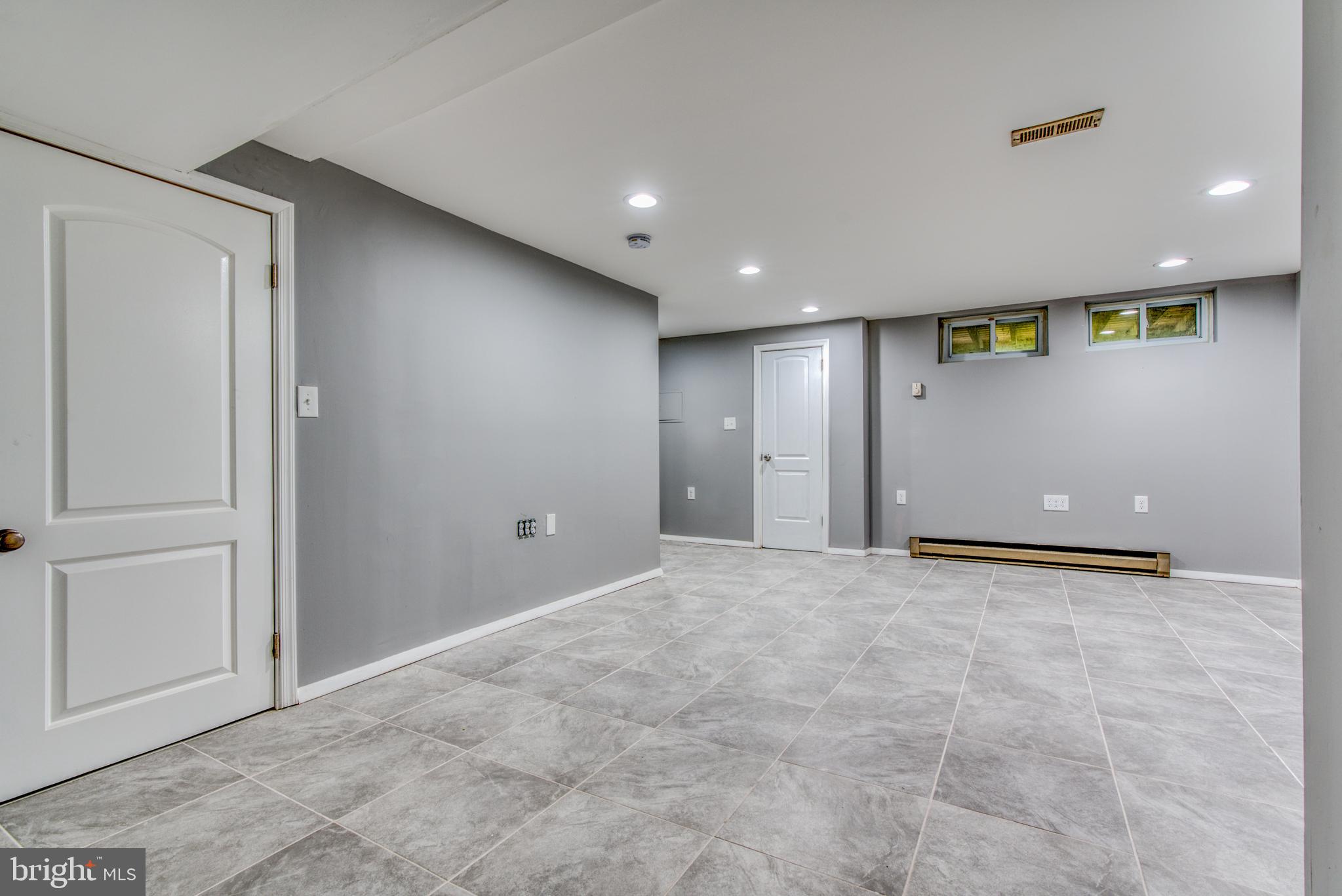 531 Grovethorn Road Baltimore, MD 21220 - Photo 23 of 56 a view of an empty room