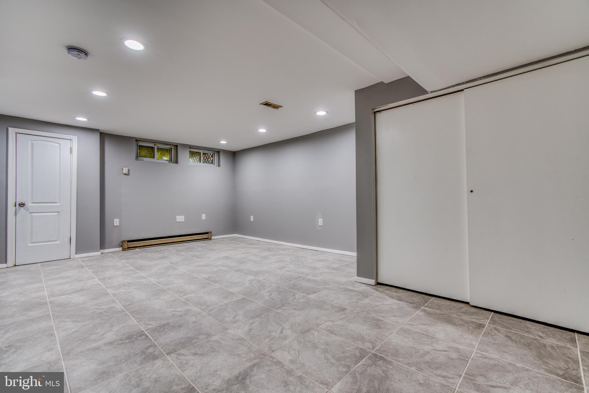 531 Grovethorn Road Baltimore, MD 21220 - Photo 25 of 56 a view of an empty room